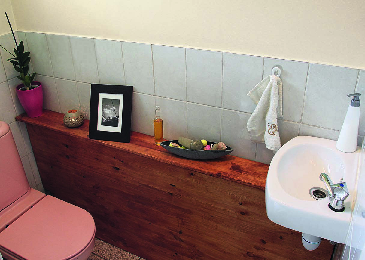 Installer un lave-mains dans les toilettes