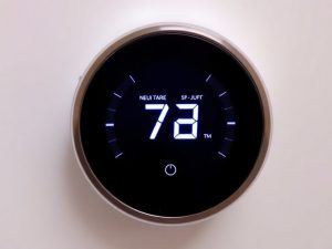 Installer un thermostat connecté : guide pas à pas pour optimiser votre chauffage